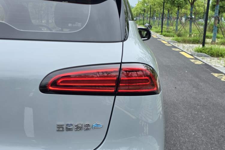 Used Wuling Bingo PLUS 2024 510 km Flagship Edition Four-Seater Version Exterior 8