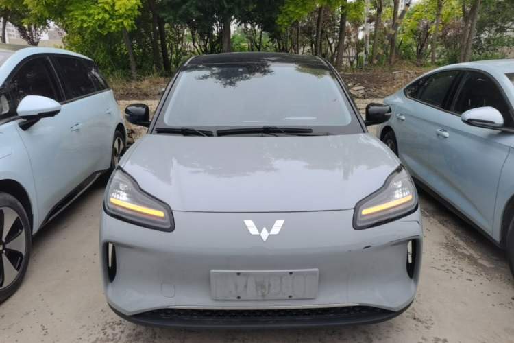 Used Wuling Bingo PLUS 2024 330 km Range Five-Seater Version Front