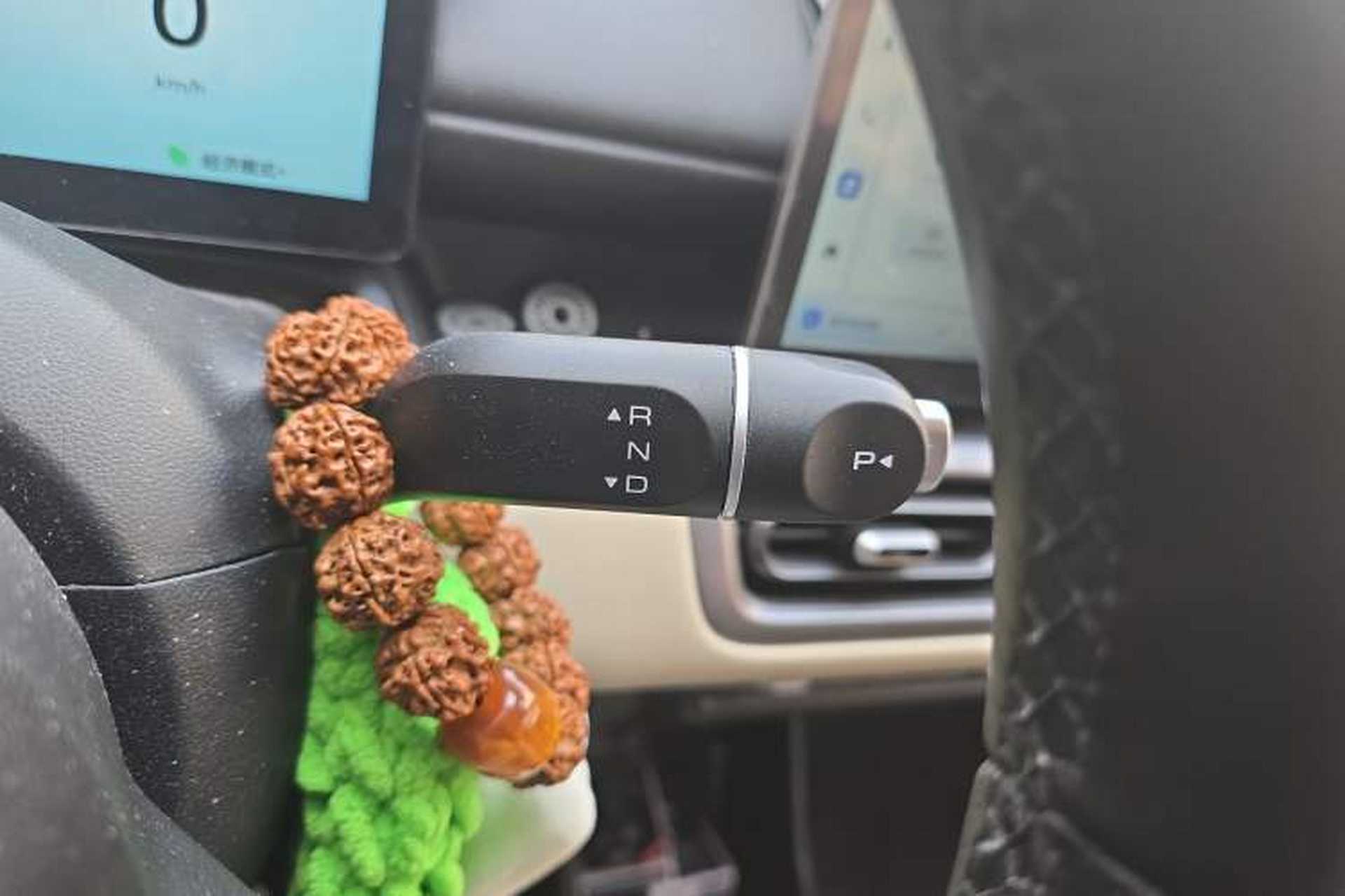 Used Wuling Bingo PLUS 2024 510 km Flagship Edition Four-Seater Version Gear Lever