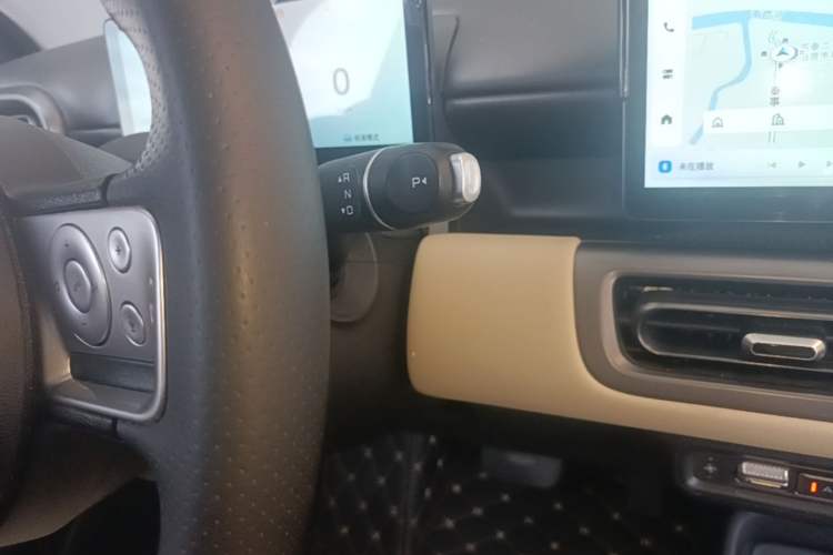 Used Wuling Bingo PLUS 2024 510 km Flagship Edition Four-Seater Version Gear Lever