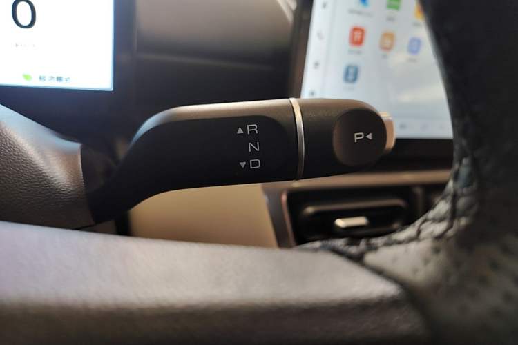 Used Wuling Bingo PLUS 2024 510 km Flagship Edition Four-Seater Version Gear Lever