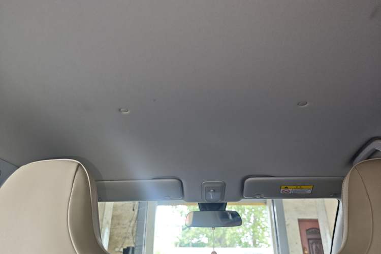 Used Wuling Bingo PLUS 2024 401 km Range 5-Seater Version Headliner
