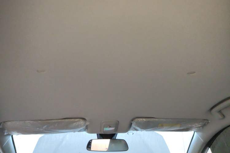 Used Wuling Bingo PLUS 2024 510 km Flagship Edition Four-Seater Version Headliner