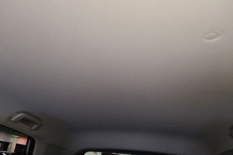 Used Wuling Bingo PLUS 2024 330 km Range Five-Seater Version Headliner