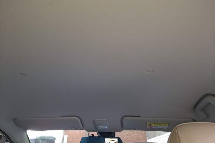 Used Wuling Bingo PLUS 2024 401 km Range 5-Seater Version Headliner
