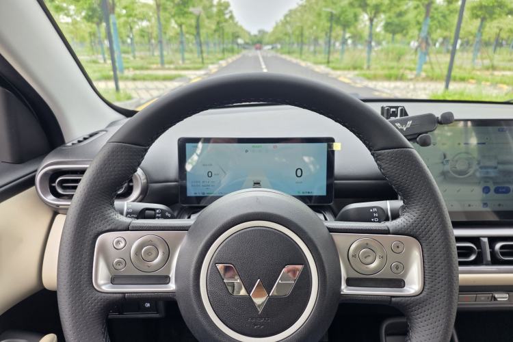 Used Wuling Bingo PLUS 2024 510 km Flagship Edition Four-Seater Version Instrument Cluster