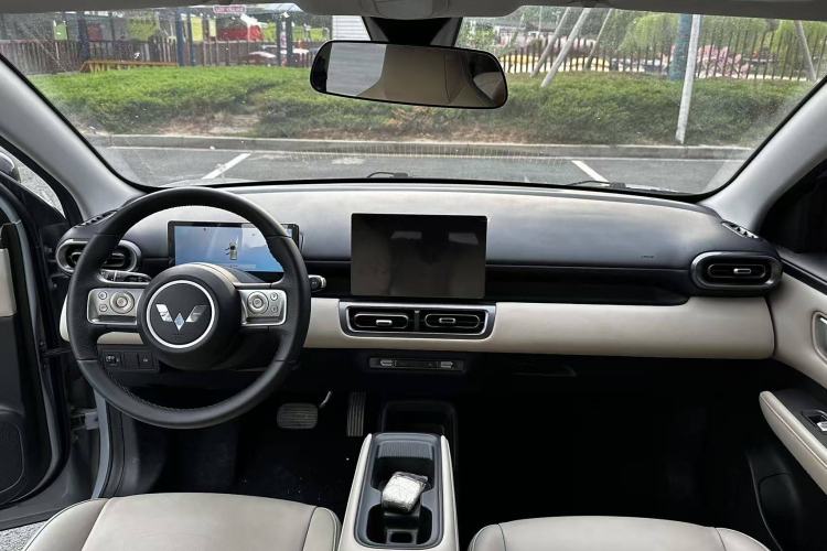 Used Wuling Bingo PLUS 2024 510 km Flagship Edition Four-Seater Version Interior 1