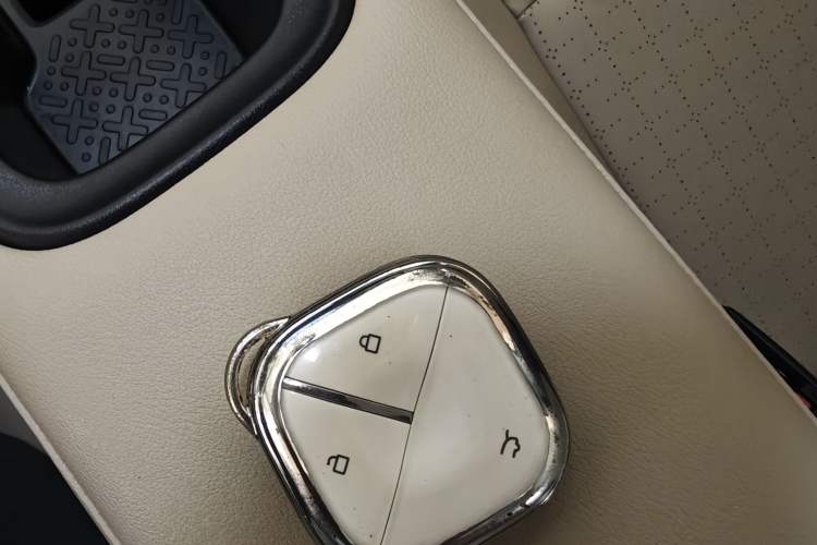 Used Wuling Bingo PLUS 2024 401 km Range 5-Seater Version Interior 1
