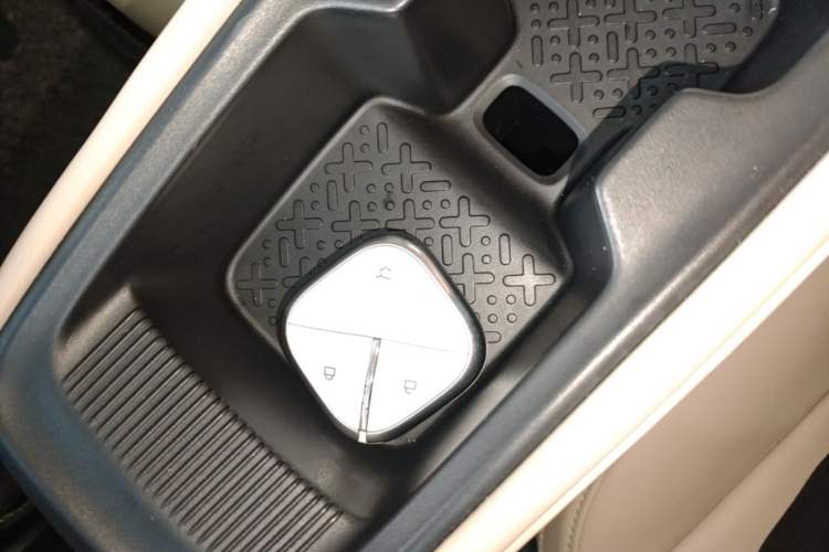 Used Wuling Bingo PLUS 2024 510 km Flagship Edition Four-Seater Version Interior 1