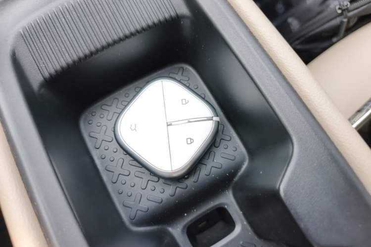 Used Wuling Bingo PLUS 2024 510 km Flagship Edition Four-Seater Version Interior 1