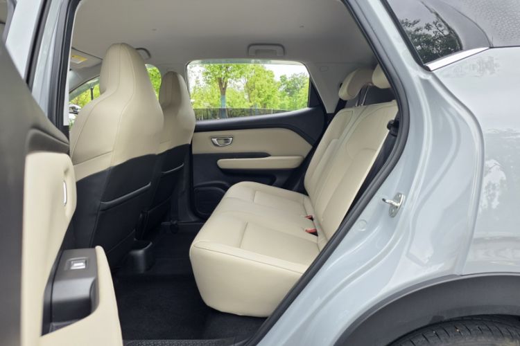 Used Wuling Bingo PLUS 2024 510 km Flagship Edition Four-Seater Version Interior 10