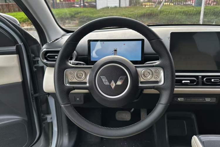 Used Wuling Bingo PLUS 2024 510 km Flagship Edition Four-Seater Version Interior 2