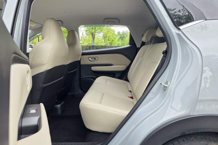 Used Wuling Bingo PLUS 2024 510 km Flagship Edition Four-Seater Version Interior 2
