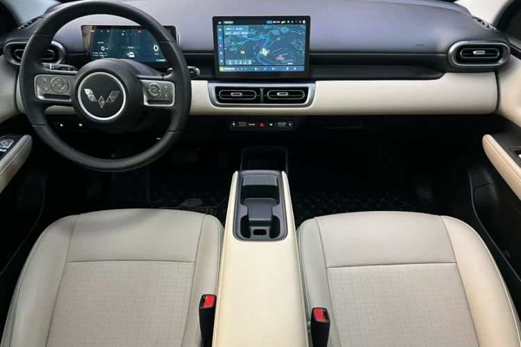 Used Wuling Bingo PLUS 2024 510 km Flagship Edition Four-Seater Version Interior 2