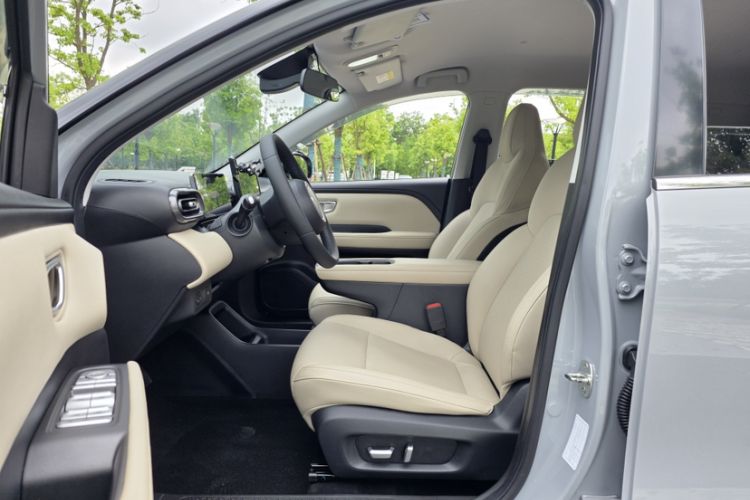 Used Wuling Bingo PLUS 2024 510 km Flagship Edition Four-Seater Version Interior 3