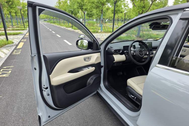 Used Wuling Bingo PLUS 2024 510 km Flagship Edition Four-Seater Version Interior 3