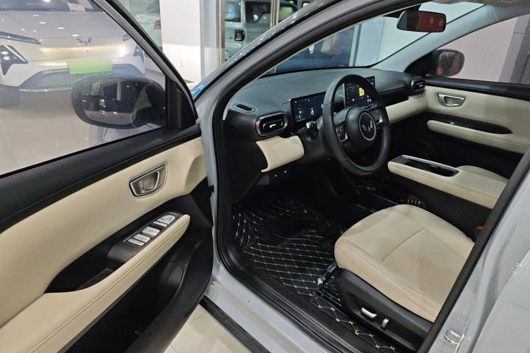 Used Wuling Bingo PLUS 2024 510 km Flagship Edition Four-Seater Version Interior 3