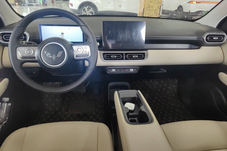 Used Wuling Bingo PLUS 2024 510 km Flagship Edition Four-Seater Version Interior 3