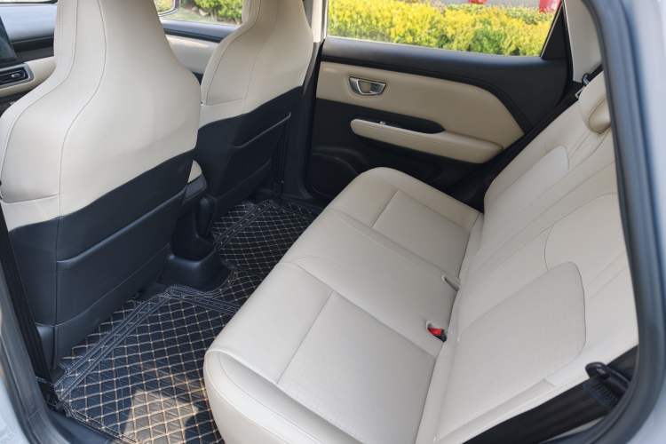 Used Wuling Bingo PLUS 2024 401 km Flagship Edition Four-Seater Version Interior 4