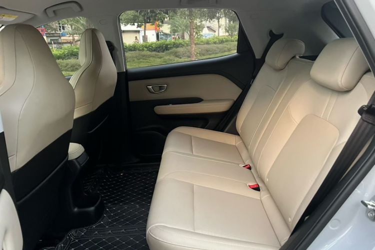 Used Wuling Bingo PLUS 2024 510 km Flagship Edition Four-Seater Version Interior 4