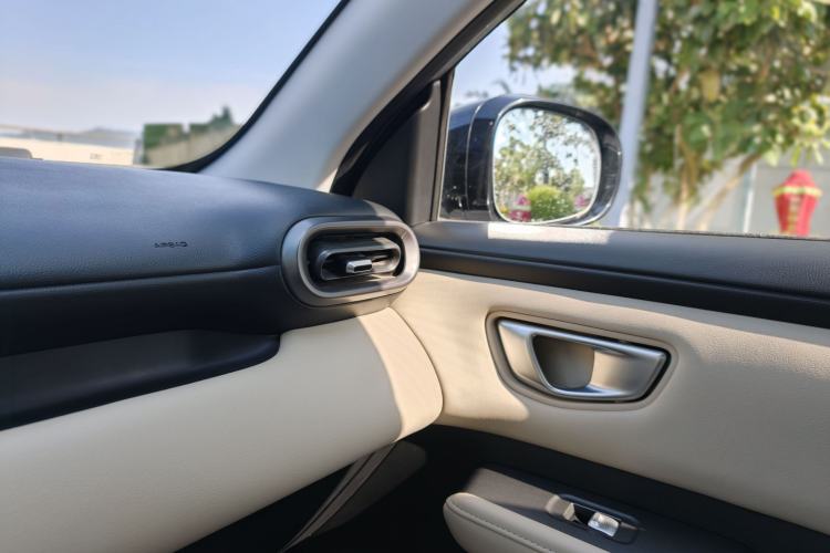 Used Wuling Bingo PLUS 2024 401 km Flagship Edition Four-Seater Version Interior 7