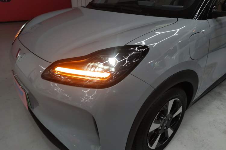 Used Wuling Bingo PLUS 2024 510 km Flagship Edition Four-Seater Version Left Front Headlight