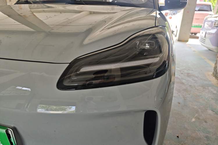 Used Wuling Bingo PLUS 2024 401 km Range 5-Seater Version Left Front Headlight