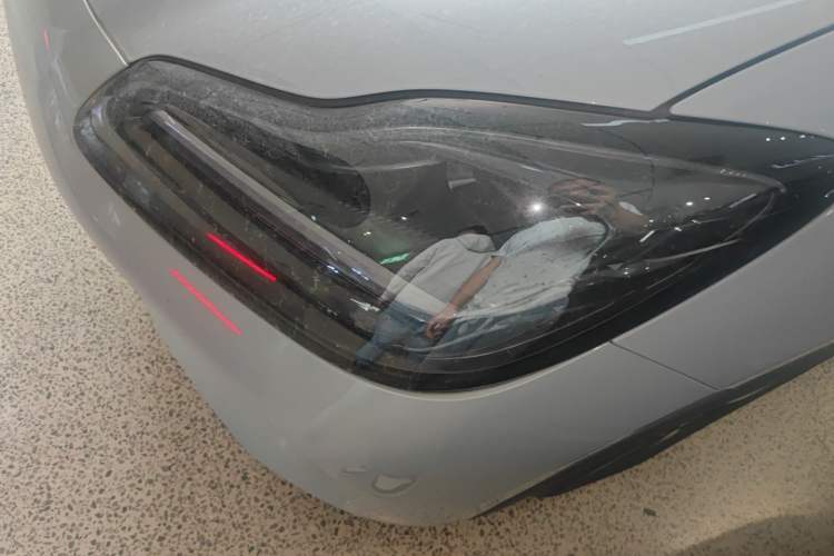 Used Wuling Bingo PLUS 2024 401 km Flagship Edition Four-Seater Version Left Front Headlight