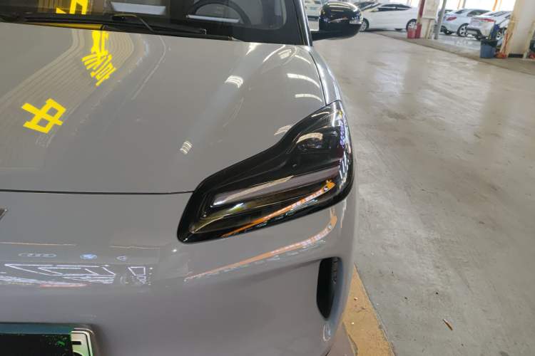 Used Wuling Bingo PLUS 2024 510 km Flagship Edition Four-Seater Version Left Front Headlight