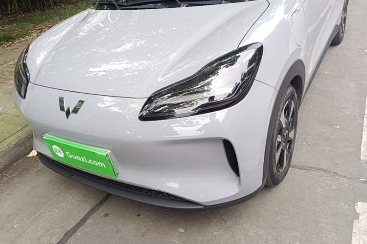 Used Wuling Bingo PLUS 2024 510 km Flagship Edition Four-Seater Version Left Front Headlight
