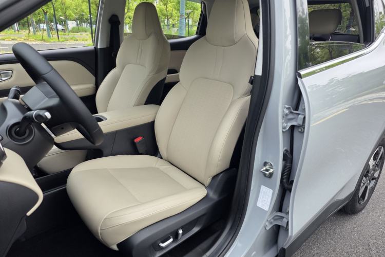 Used Wuling Bingo PLUS 2024 510 km Flagship Edition Four-Seater Version Left Front Seat