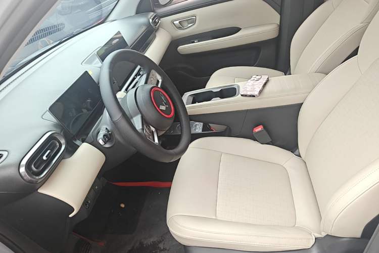 Used Wuling Bingo PLUS 2024 510 km Flagship Edition Four-Seater Version Left Front Seat