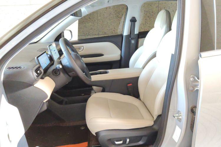 Used Wuling Bingo PLUS 2024 510 km Flagship Edition Four-Seater Version Left Front Seat