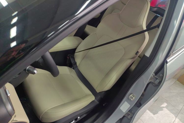 Used Wuling Bingo PLUS 2024 510 km Range 5-Seater Version Left Front Seat