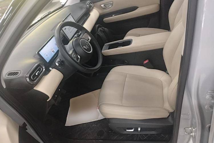 Used Wuling Bingo PLUS 2024 510 km Flagship Edition Four-Seater Version Left Front Seat