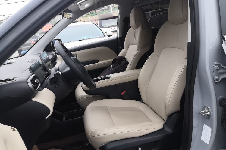 Used Wuling Bingo PLUS 2024 510 km Flagship Edition Four-Seater Version Left Front Seat