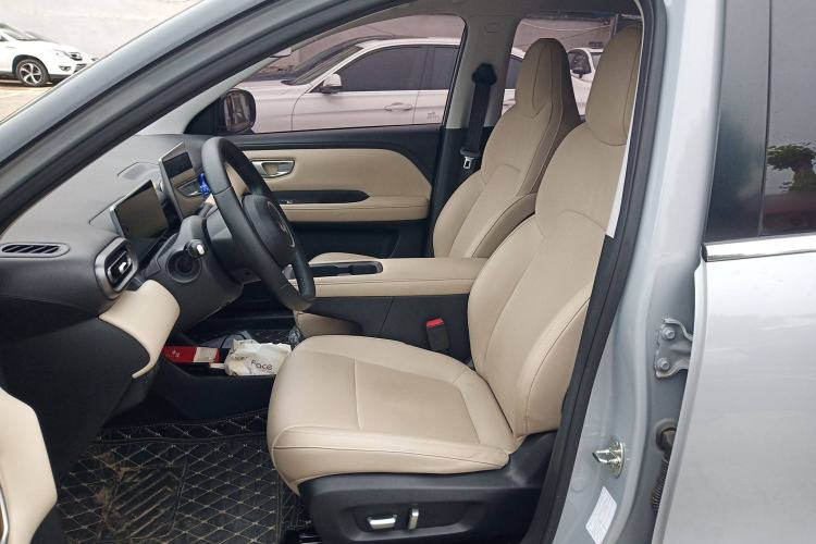 Used Wuling Bingo PLUS 2024 510 km Flagship Edition Four-Seater Version Left Front Seat