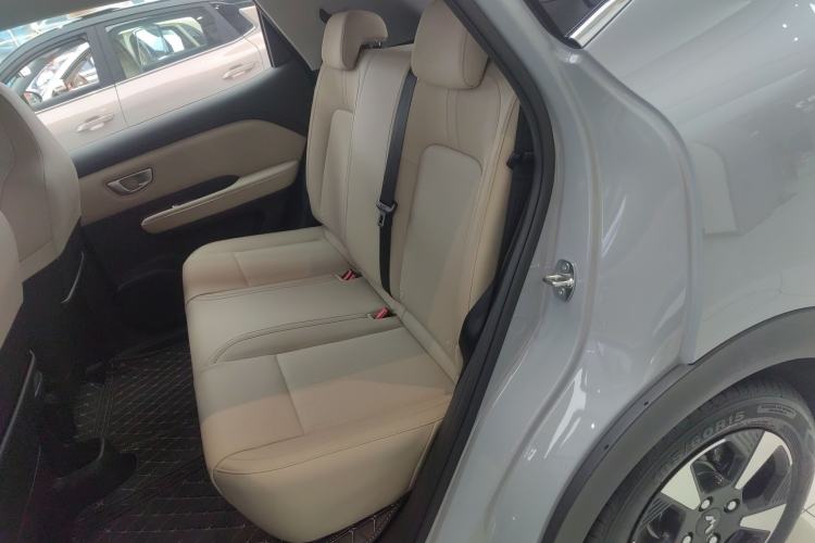 Used Wuling Bingo PLUS 2024 510 km Range 5-Seater Version Left Rear Seat