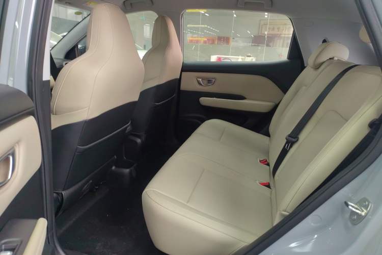 Used Wuling Bingo PLUS 2024 510 km Range 5-Seater Version Left Rear Seat