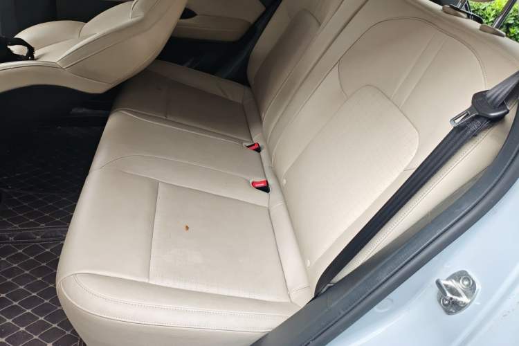 Used Wuling Bingo PLUS 2024 510 km Flagship Edition Four-Seater Version Left Rear Seat