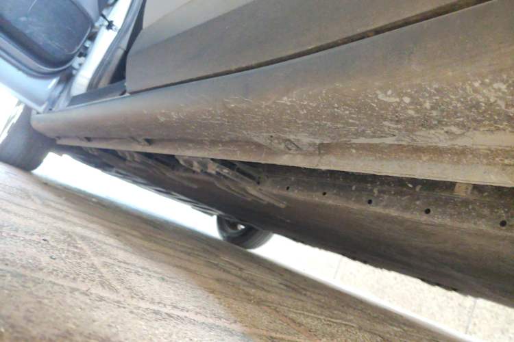 Used Wuling Bingo PLUS 2024 510 km Flagship Edition Four-Seater Version Left Side Sill