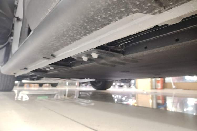 Used Wuling Bingo PLUS 2024 510 km Range 5-Seater Version Left Side Sill