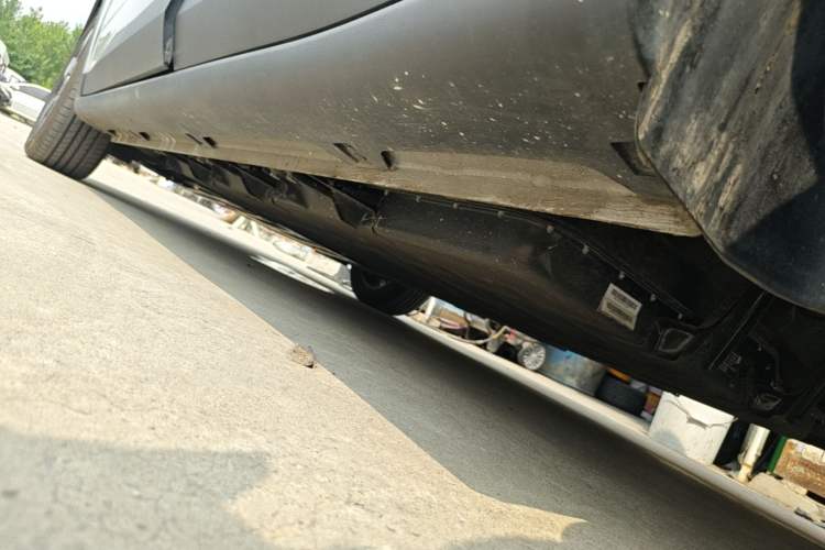 Used Wuling Bingo PLUS 2024 401 km Range 5-Seater Version Left Side Sill