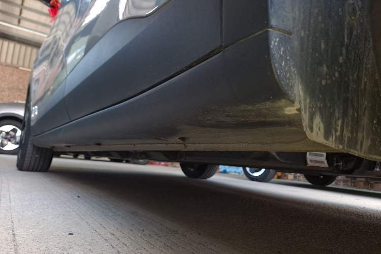 Used Wuling Bingo PLUS 2024 401 km Range 5-Seater Version Left Side Sill