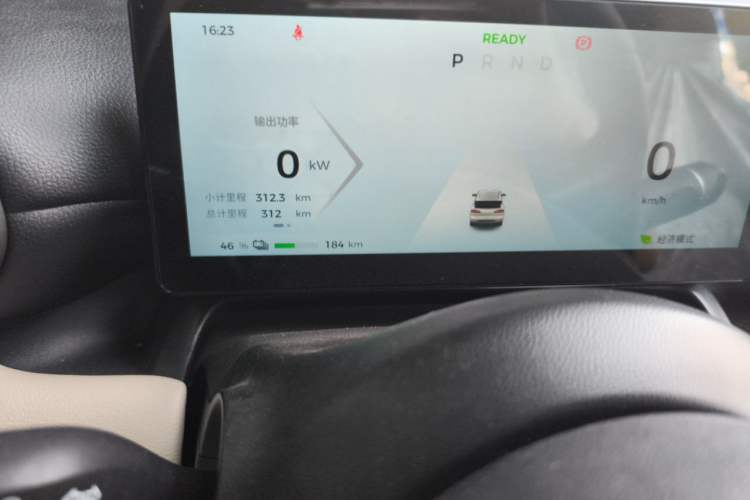 Used Wuling Bingo PLUS 2024 401 km Range 5-Seater Version Odometer Close Up