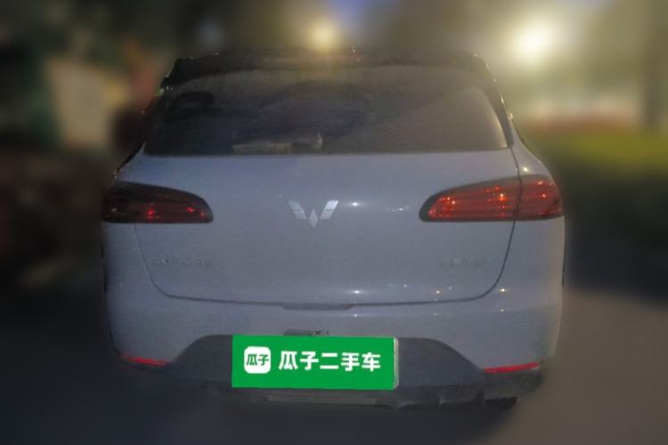 Used Wuling Bingo PLUS 2024 330 km Range Five-Seater Version Rear