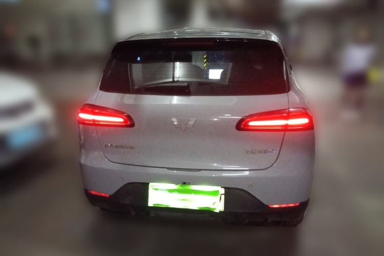 Used Wuling Bingo PLUS 2024 330 km Range Five-Seater Version Rear