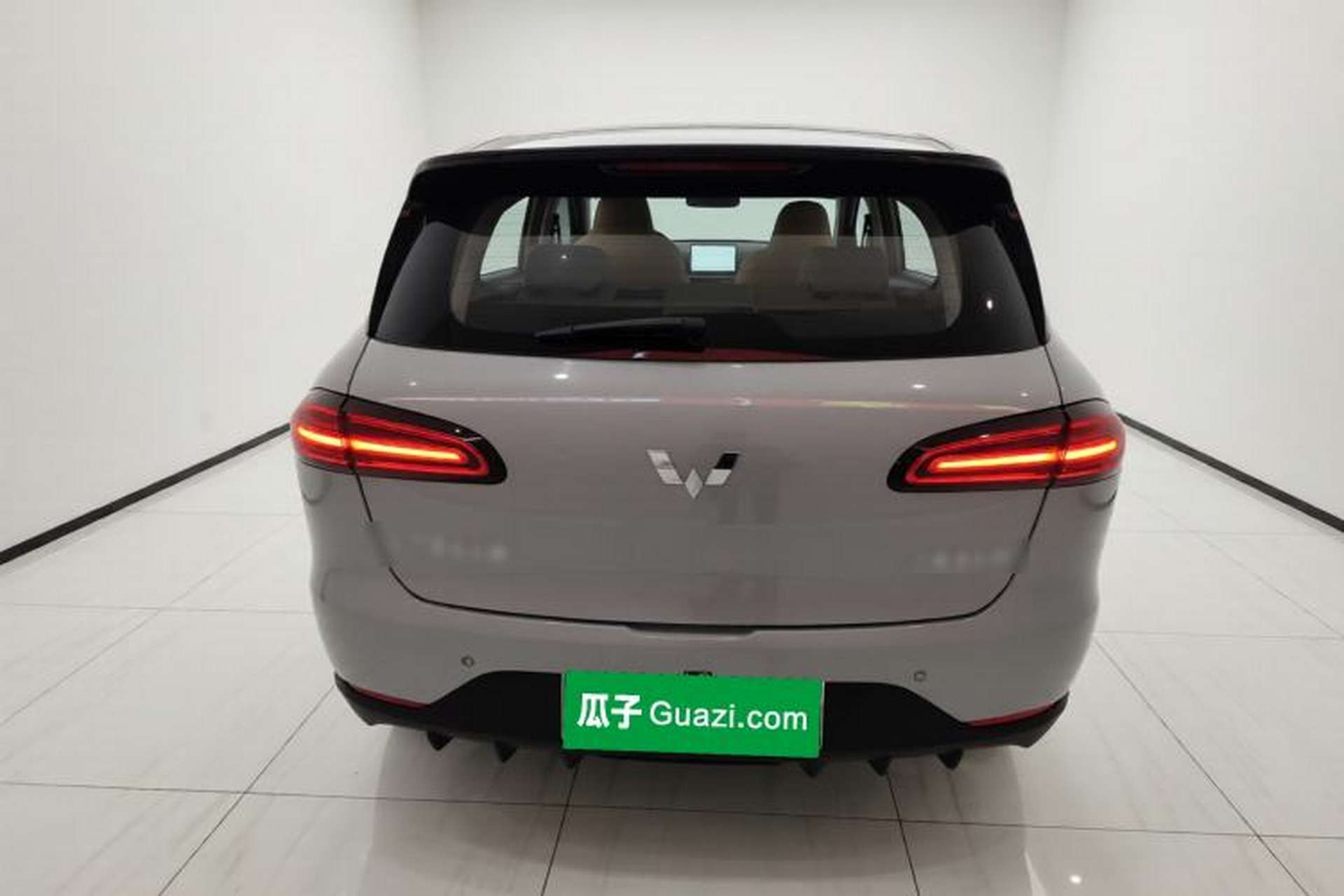 Used Wuling Bingo PLUS 2024 330 km Range Five-Seater Version Rear