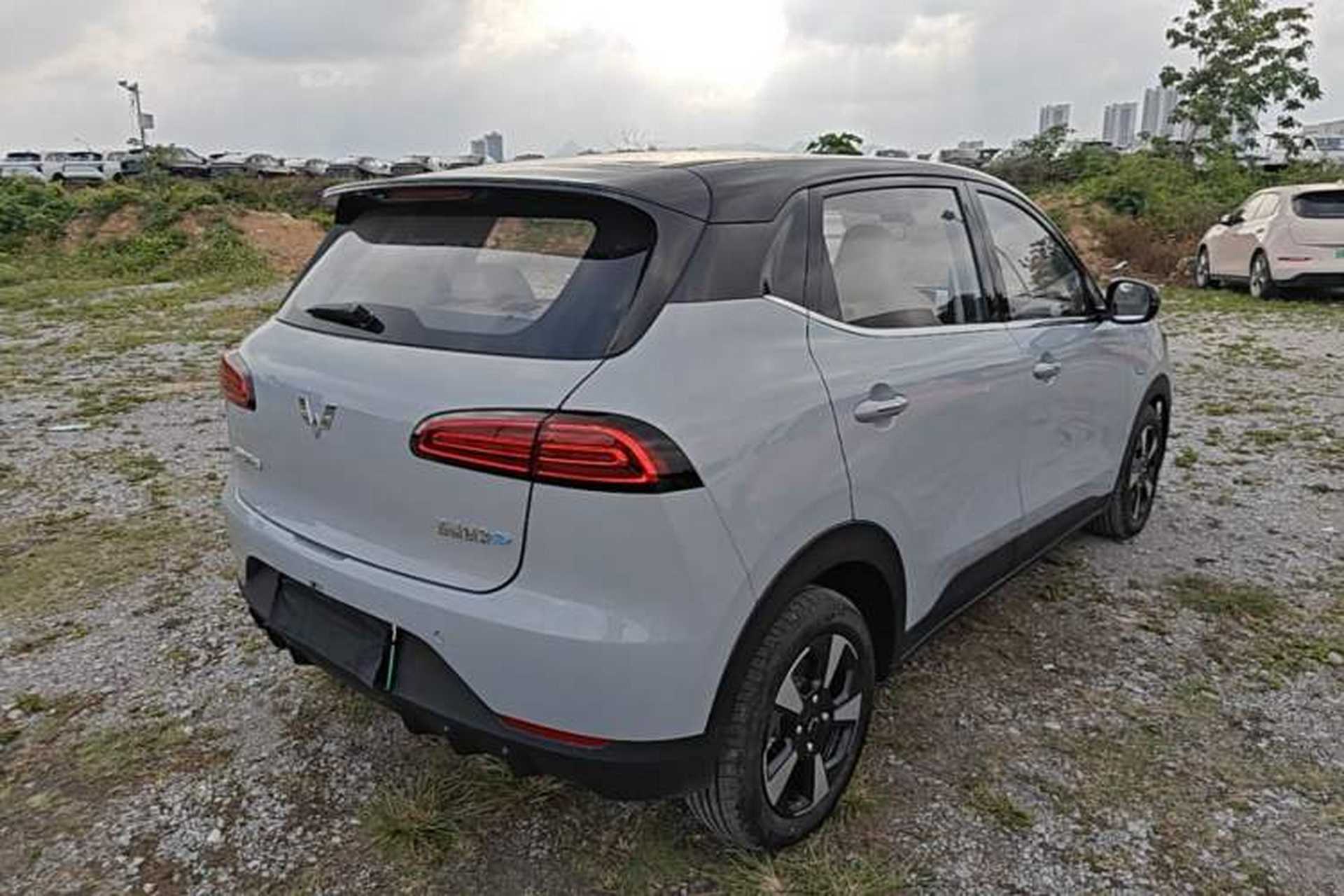Used Wuling Bingo PLUS 2024 510 km Range 5-Seater Version Rear Right 45 Deg