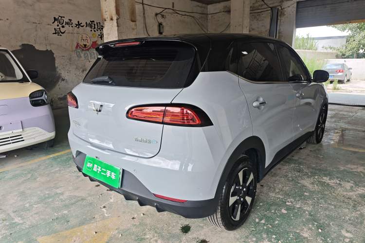 Used Wuling Bingo PLUS 2024 401 km Range 5-Seater Version Rear Right 45 Deg